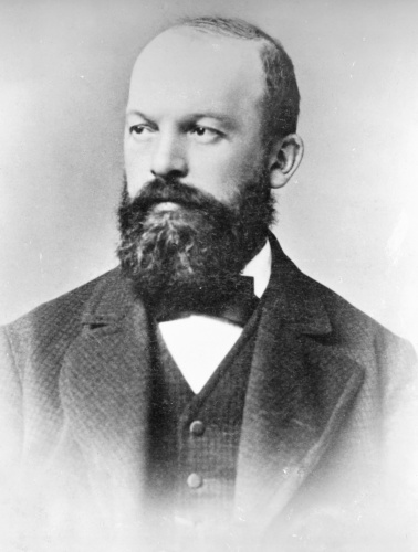 Gottlieb Daimler im Jahr 1878. 

Gottlieb Daimler, 1878.
